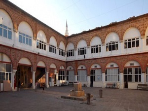 700'e aşkın tarihi eseri Türkiye’ye getirildi