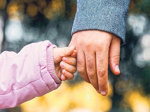 2 yaş altı çocuklar için 'ekran' tehlikesi