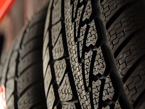 Kış lastiği takmak hangi araçlara zorunlu