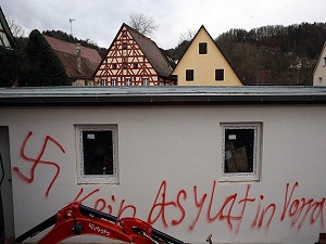 Almanya’daki yabancı ve İslam karşıtı gösterilere tepki