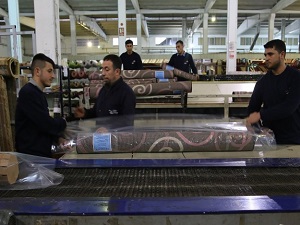 Güneydoğulu halıcılar sınırları aştı