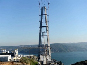 3. Köprüde kuleler bitti