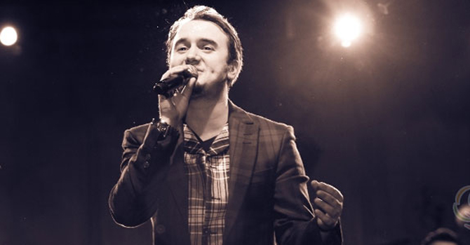 Ünlü sanatçıdan sosyal medyada dini sohbet