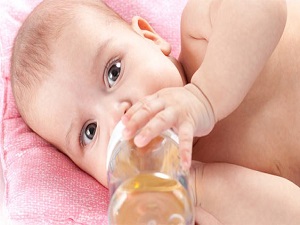 Evlat edinen kadınlar da emzirebilir