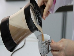 Kayısının çekirdeği kahve oldu