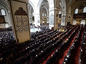 Mevlid Kandili Kur'an ve dualarla ihya edildi