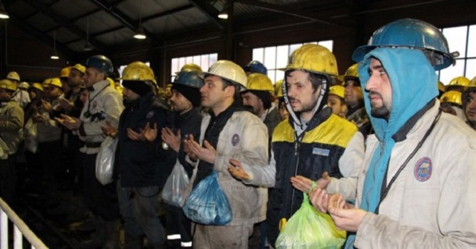 Madenciler dualarla anıldı