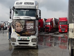 Suriyeli mültecilere 134 TIR yardım
