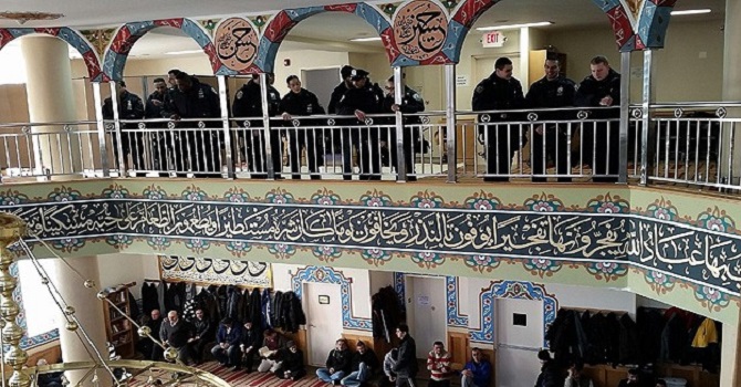 New York polisine cuma hutbesi dinletildi