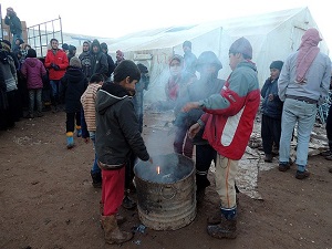 Soğukla mücadele ediyorlar