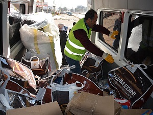 Viranşehir'deki sığınmacılara yardım eli uzandı