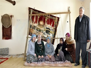 Şehirden indim köye