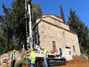 Tarihi cami restore ediliyor