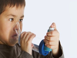 Çocuklarda astım kışın atağa geçiyor