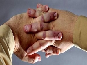 Parmaklar neden çıtlar? Çok şaşıracaksınız!