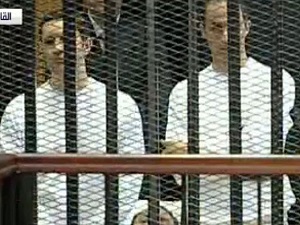 Mübarek'in oğulları tahliye edildi