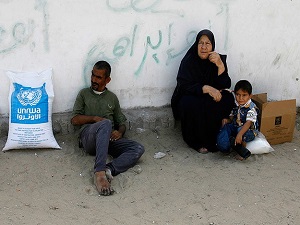 UNRWA Gazze'ye yardımı durdurdu