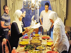 İtibarı düzgün aile yaşamı getirdi