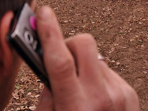 Filistin 3G yasağına karşı harekete geçti