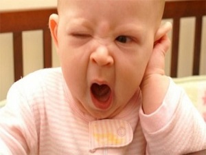 Ailesini az gören çocuklar uyku sorunu yaşıyor