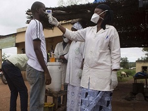 Ebola mağduru ülkeler borçlarının silinmesini istiyor