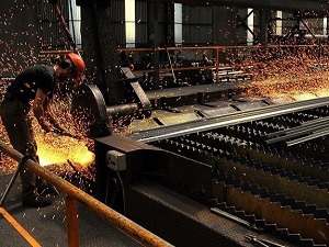 Bir fabrika ortalama 40 kişiye ekmek kapısı oluyor