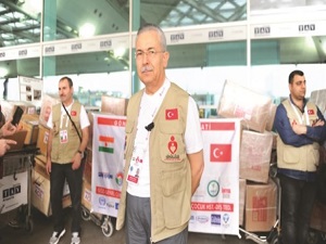 Gönüllü doktorlar Nijer’e uçtu