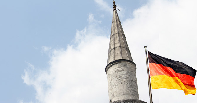 8 yıl sonra ilk kez ezan sesi yükseldi