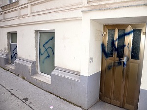 Avusturya'da camiye saldırı