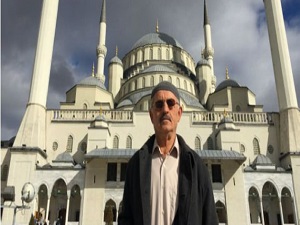 ‘Camiler, evsiz ve mültecilere açılsın'