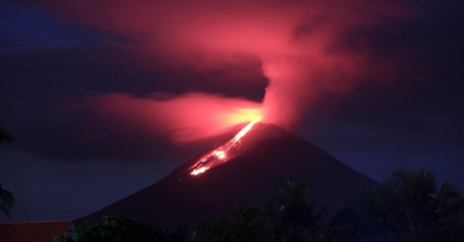 Calbuco Yanardağı 210 milyon metreküp kül püskürttü