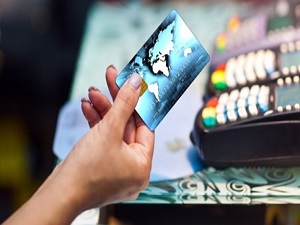 İnternetten 40 milyarı harcadık