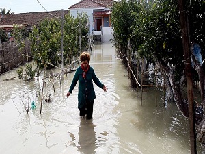 İHH'den Arnavutluk'taki selzedelere yardım!