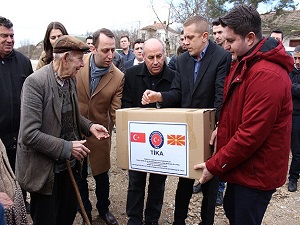 TİKA'dan Makedonya’daki selzedelere yardım