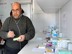 Suriyeliler şifayı Türk ilaçlarında aradı