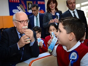 İkinci yarıyıl okul sütü ile başladı