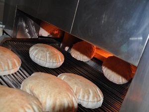 Suriyelilerin Ekmeği İstanbullu'lardan