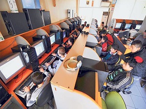 60 milyon üyeli sanal oyunlarda çocuğunuzu kaybetmeyin!