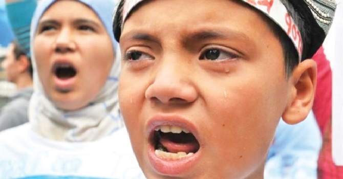 Çin’in Doğu Türkistan'daki şeytani planı