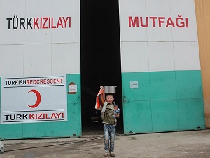 Türk Kızılayı yaralara merhem oldu