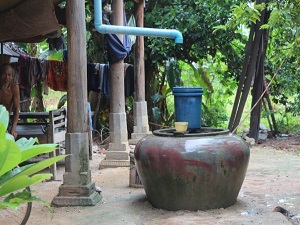 Kamboçya'da açılan 5 su kuyusundan 10 bin kişi faydalanacak