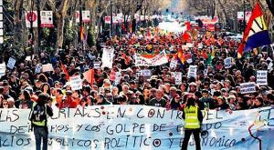 İspanya'da kemer sıkma protestosu