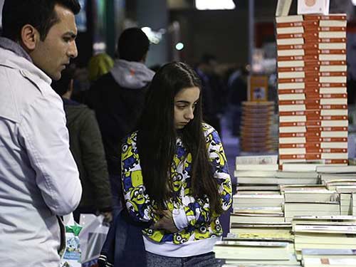 CNR Fuarı'nda öğrencilerin tercih ettiği ilk üç kitap