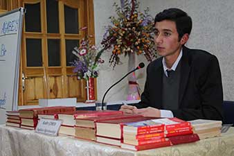 Gençlerin seminer konusu: Zübeyir Gündüzalp