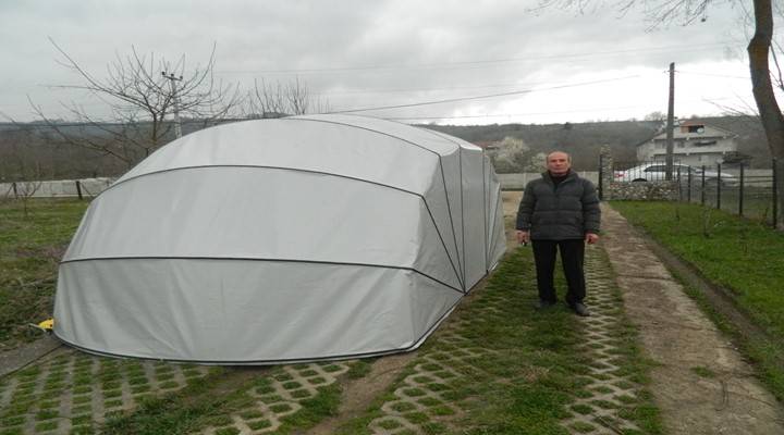 Portatif çadır garaj üretti