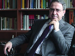 Eserlerine gömülen adam Bediüzzaman