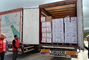 Kızılay'dan İdlib'e 50 ton gıda yardımı