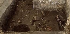 Üniversitenin altında 1300 iskelet bulundu