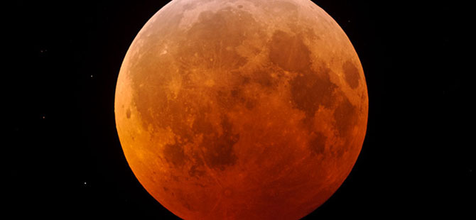 Yüzyılın en kısa ay tutulması gerçekleşti