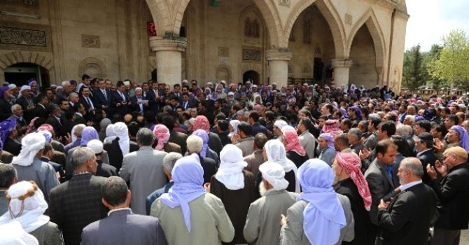 Şanlıurfa Hz.Eyyüp Camisi'nde 3 dilde sabır duası